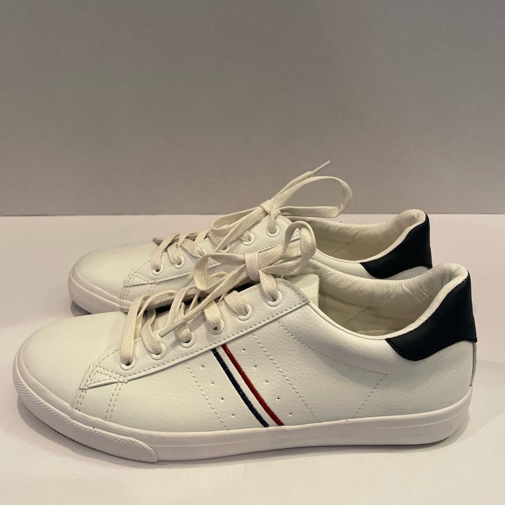 Faranzi Lester men’s white sneakers 9.5
